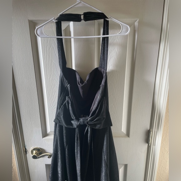 Windsor Stylish Black Dress - Picture 2 of 6